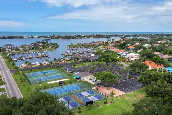 Southbay Yacht and Racquet Club - Marina, pickleball, tennis, basketball, clubhouse - Boat slip available to rent-short wait list