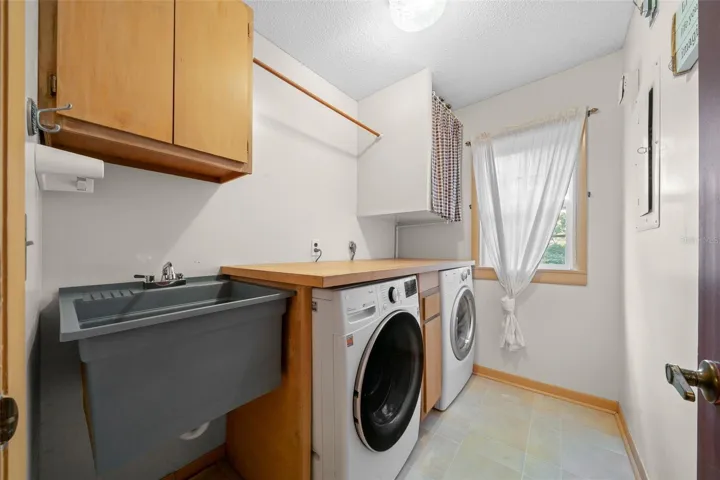 Interior Laundry
