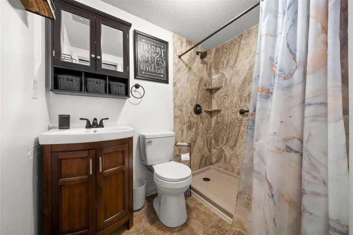 Guest House Bathroom