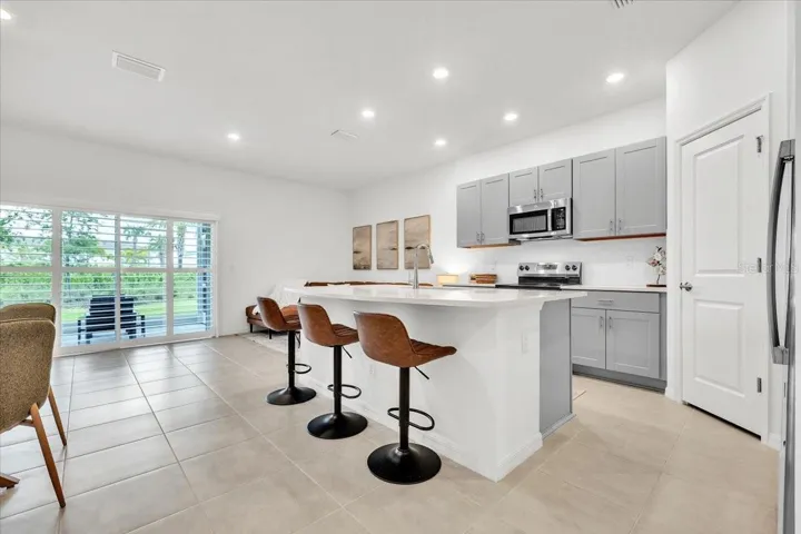 Quartz Counter with under mount sink
