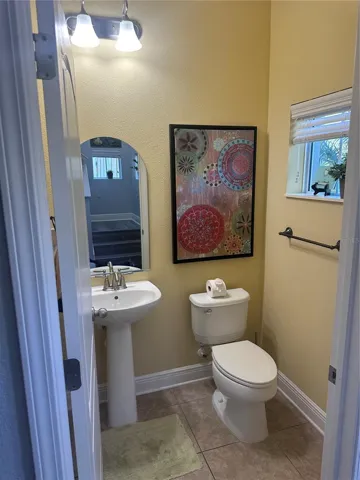 Half bath of the Living Room