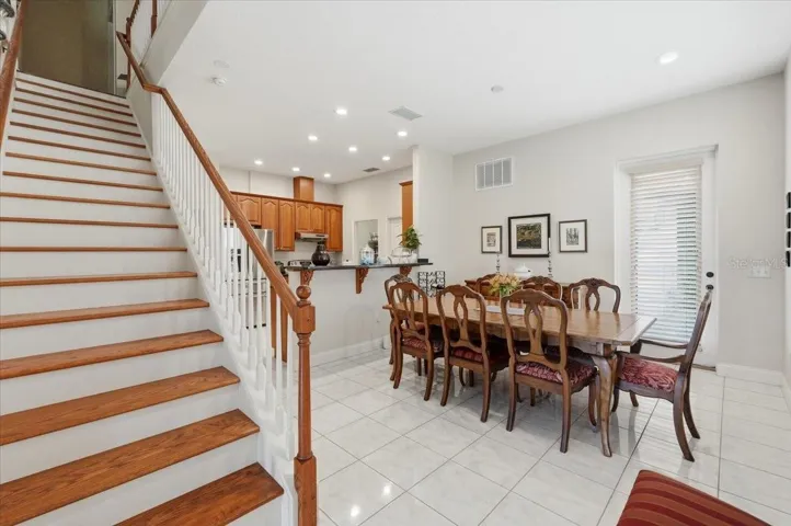 Dining/Stairs