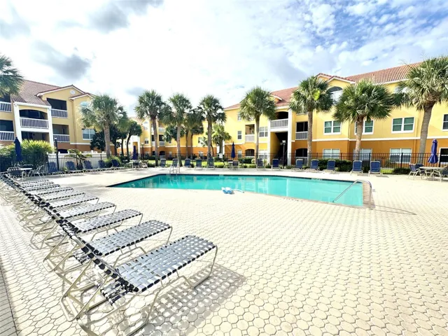 Community pool