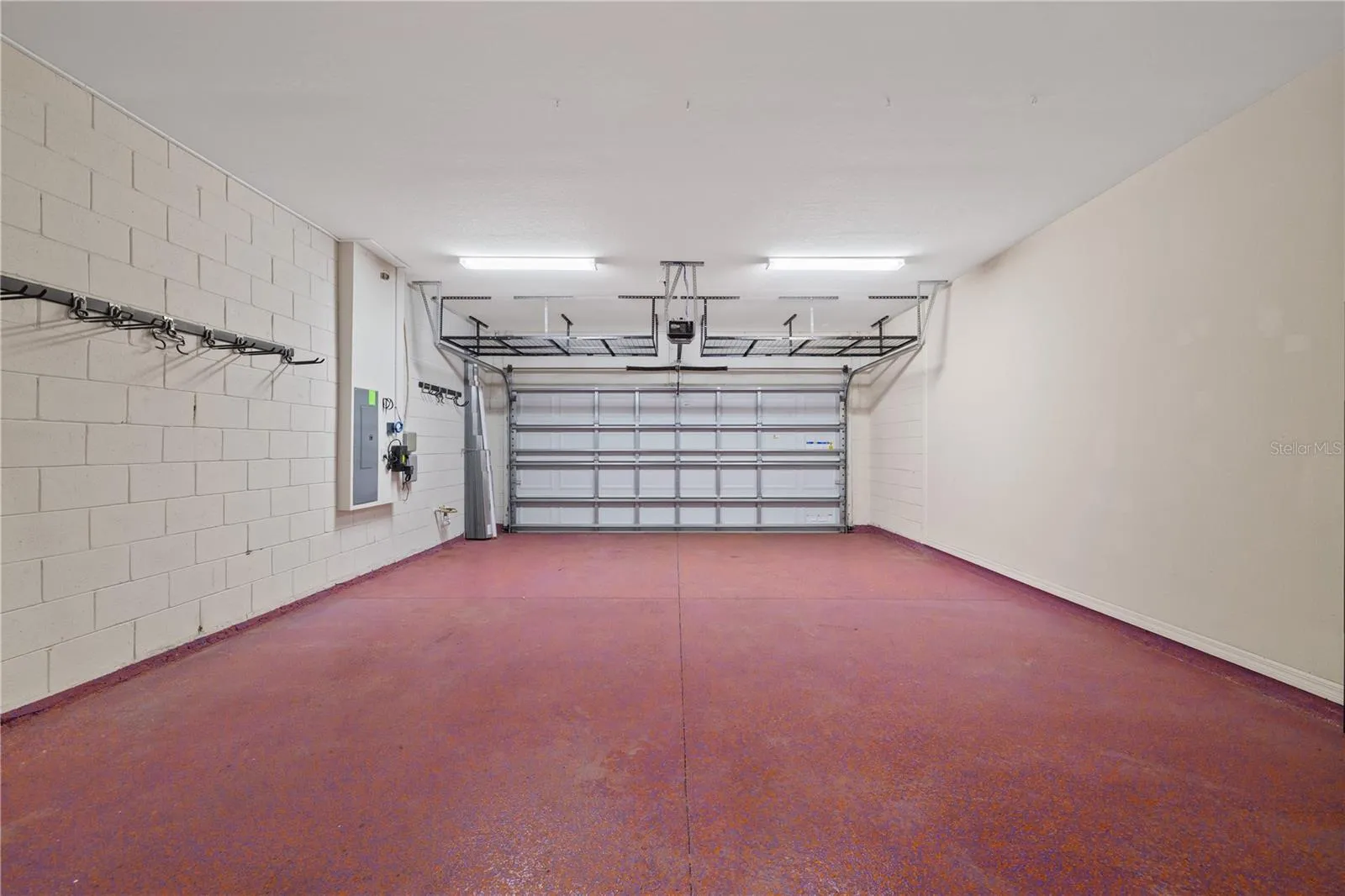 Tandem Garage