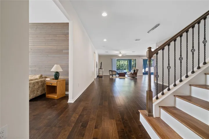 Entry / Stairways