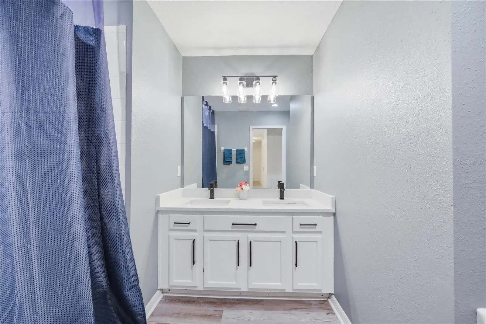 Upstairs Bathroom