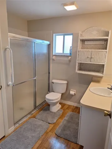 GUEST BATHROOM WITH WALK-IN SHOWER & LINEN CLOSET