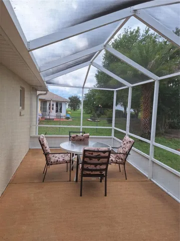 SCREENED IN LANAI
