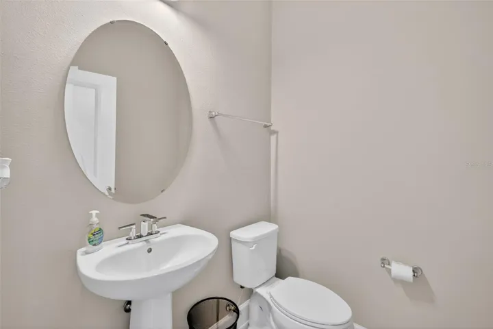Half bathroom first floor