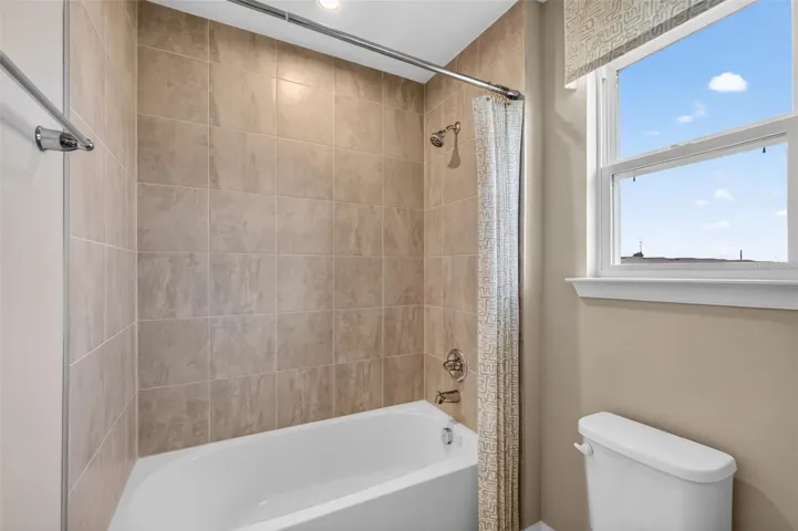 Bathroom 3 (adjacent to Bedroom 3)