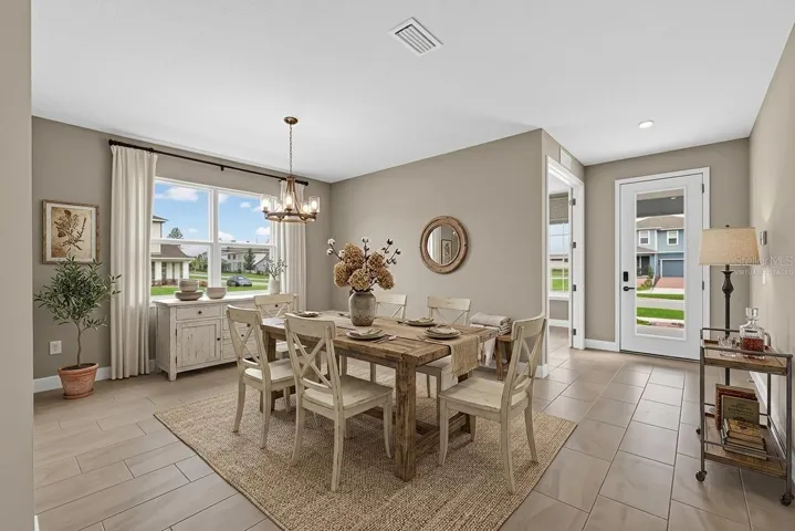 Dining Room (virtually staged)