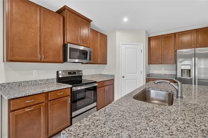 STAINLESS STEEL APPLIANCES