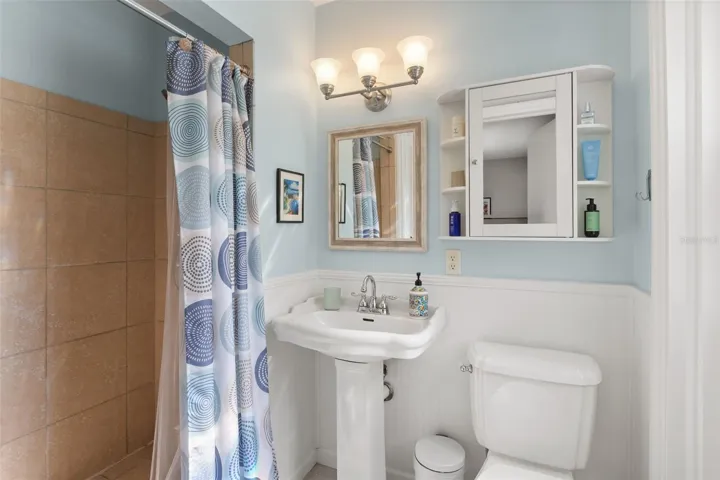 en-suite bathroom