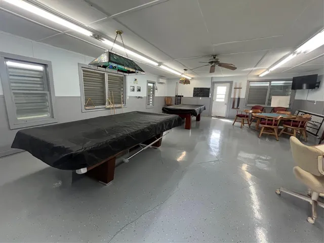 2 Pool Tables