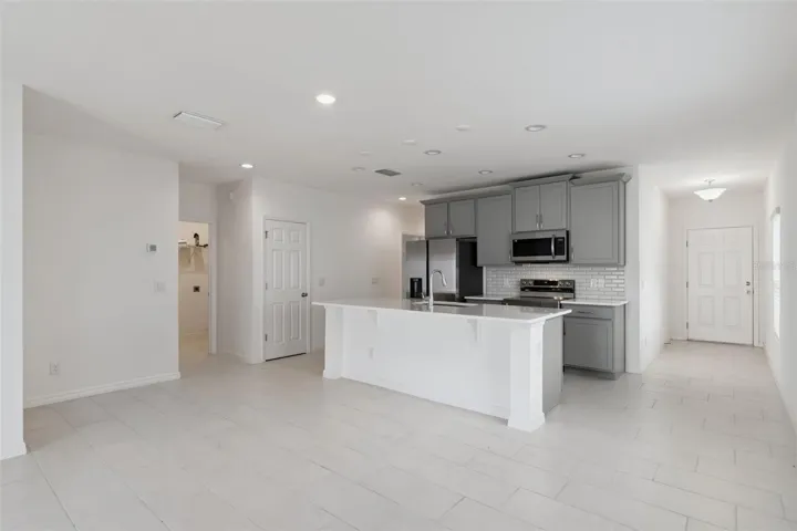 Kitchen & Dining Room