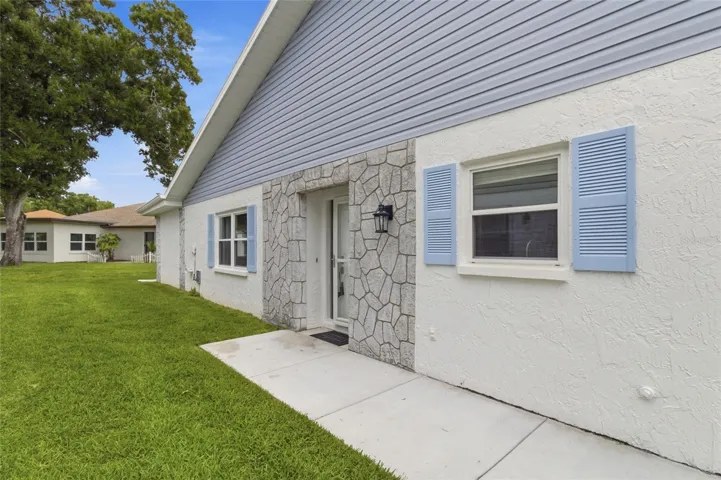 Wider walkway, side entrance to front door