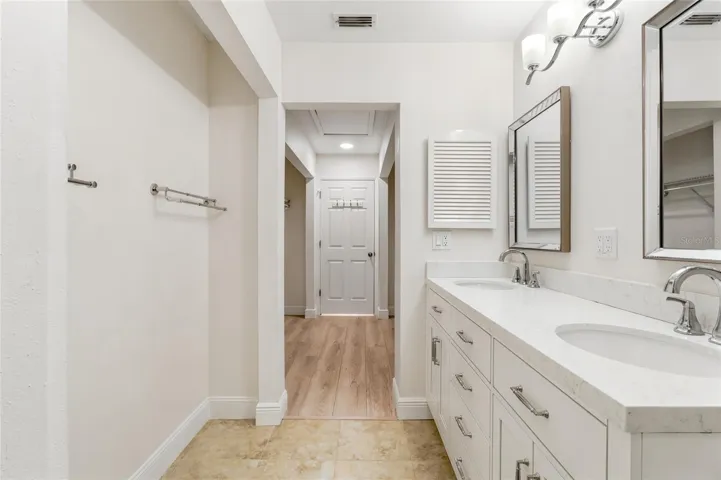 Primary ensuite bath