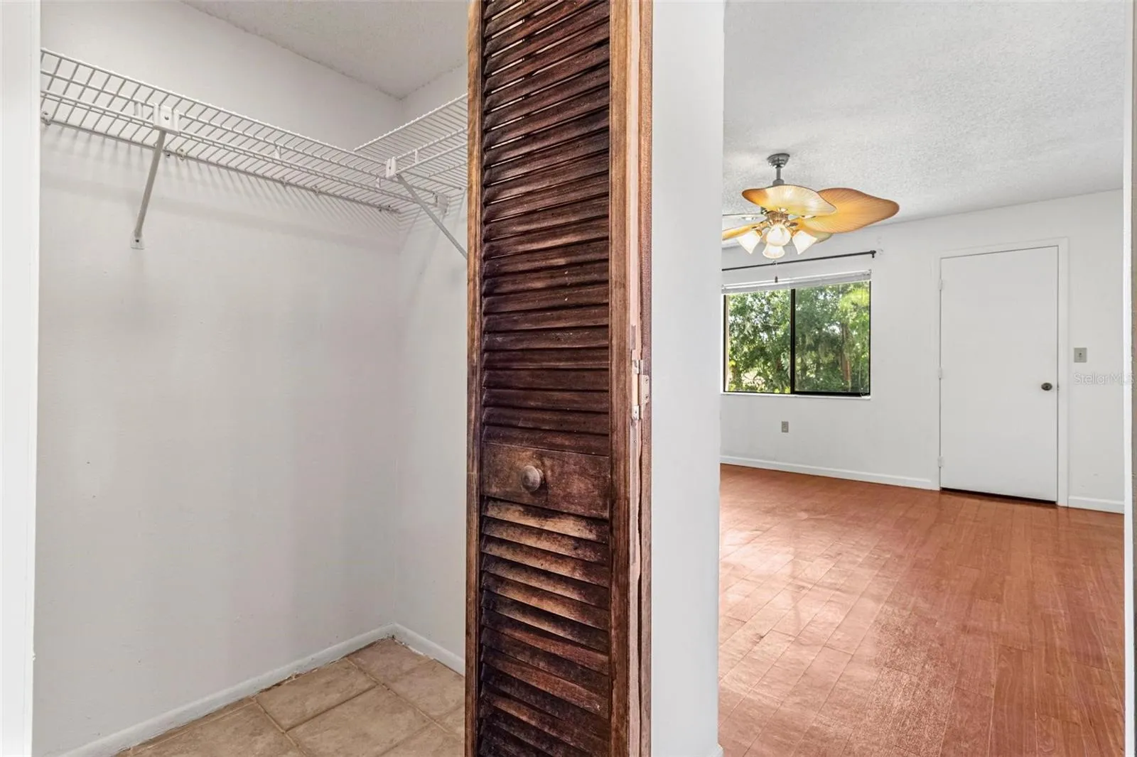 primary closet 2