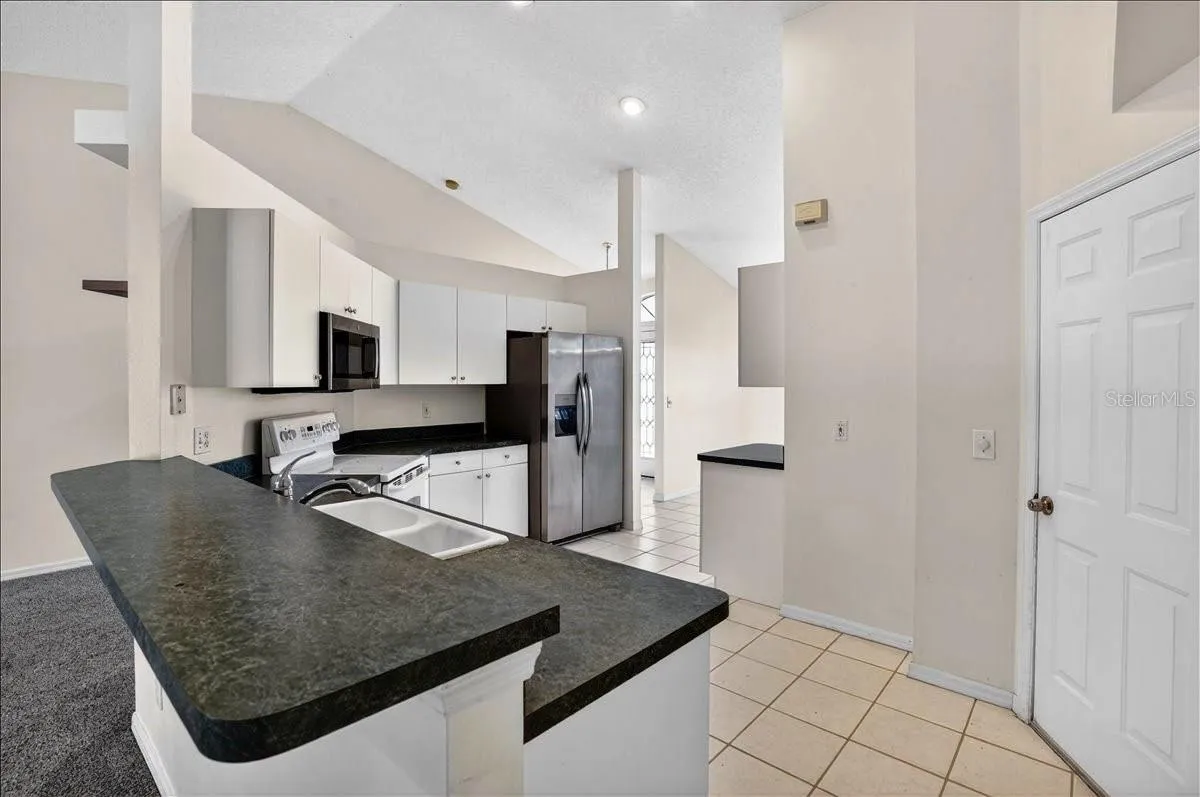 KITCHEN III