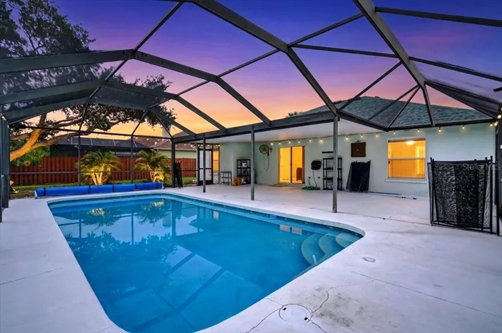 ENCLOSED POOL TWILIGHT