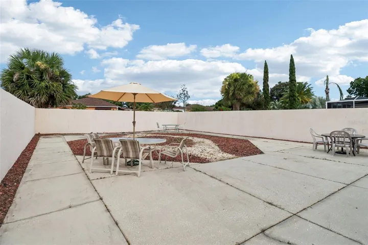 Huge Courtyard