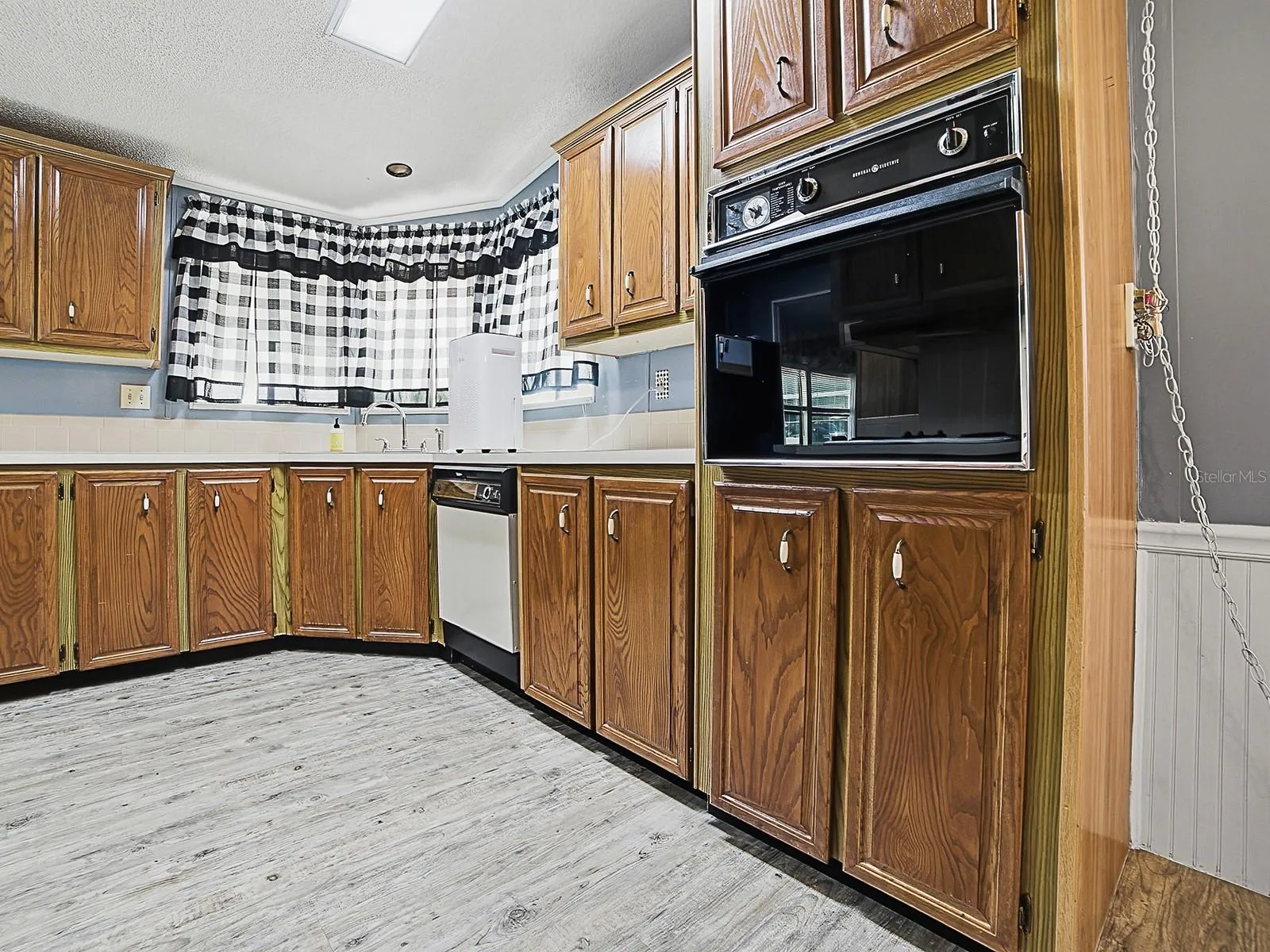 Kitchen with Plenty of Natural Sunlight