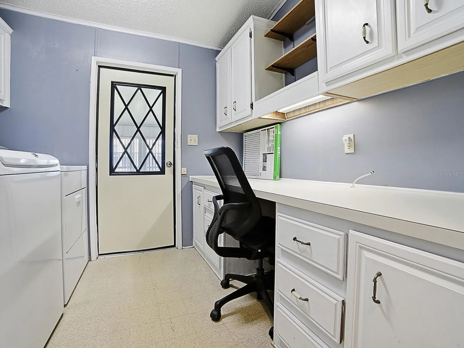 Laundry Room with access to the 1st Florida Room