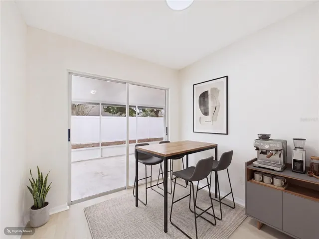 Dinning area/virtual stage