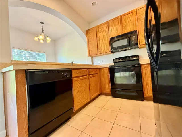 Kitchen Island and Appliances