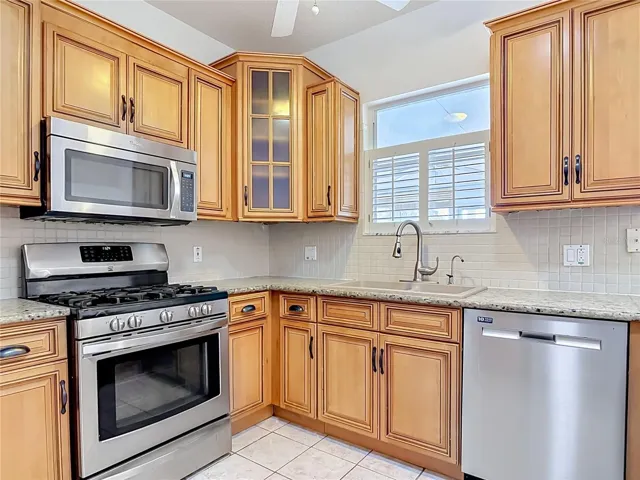Kitchen 2