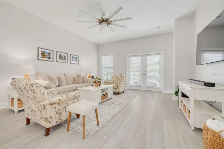 2nd floor living room