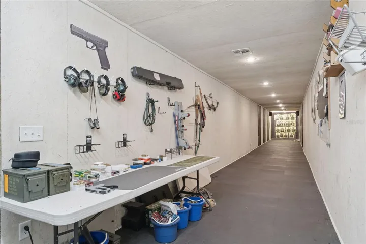 Indoor gun range