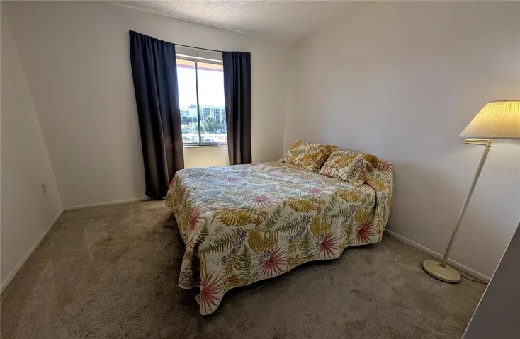 Guest bedroom