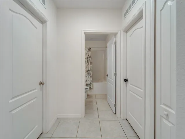 Hallway to the Bedrooms/bathroom
