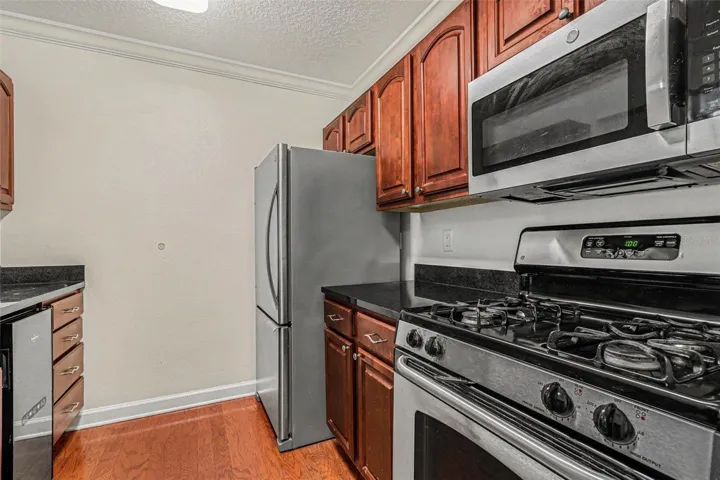 Stainless appliances