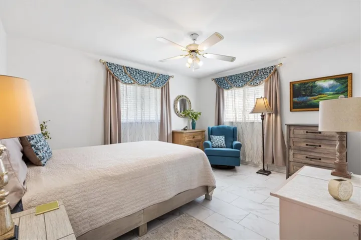 Another angle of 2nd bedroom