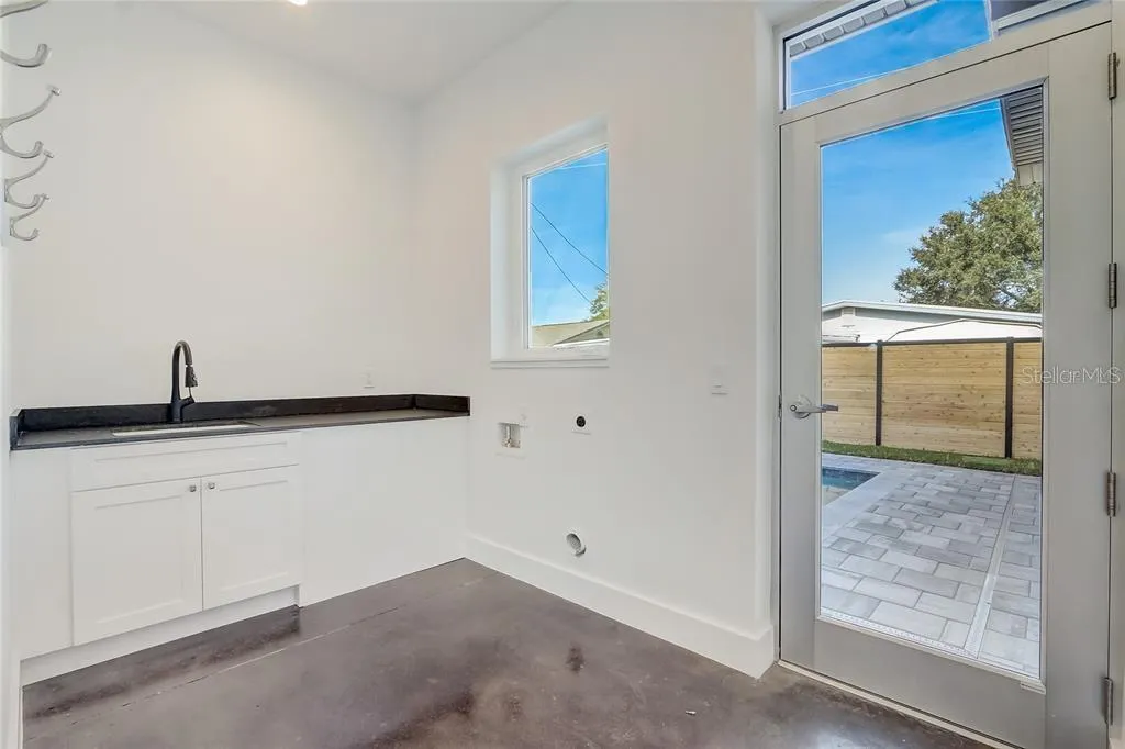 Laundry room, first floor
