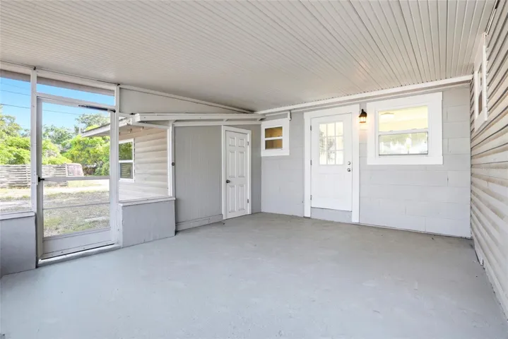 screened in porch