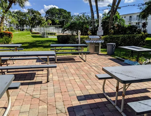Plenty of space for get-togethers at main picnic/grilling area on courtyard