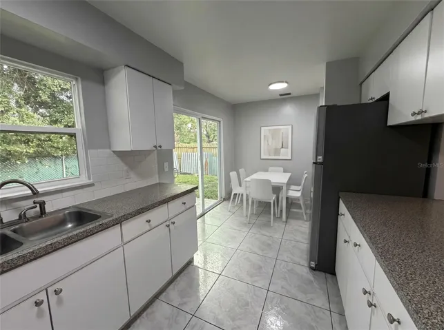 Kitchen Stage