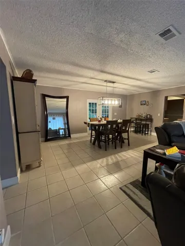 Living Room 4
