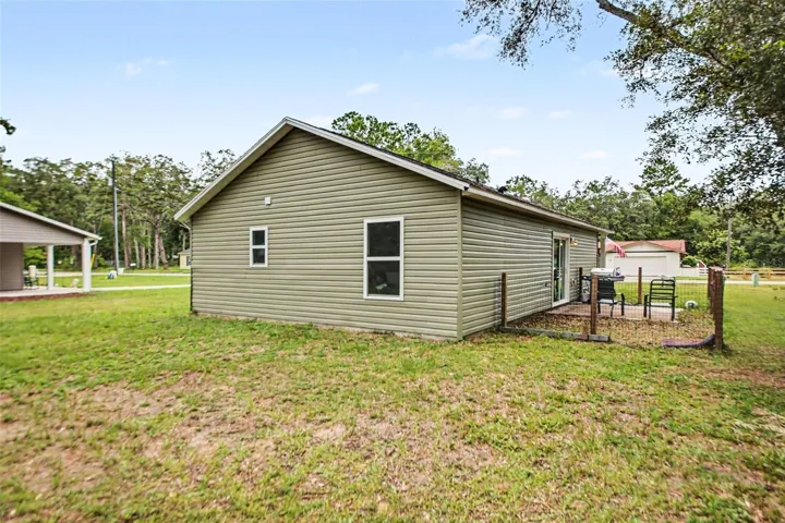 A home away from home near the Ocala National Forest.