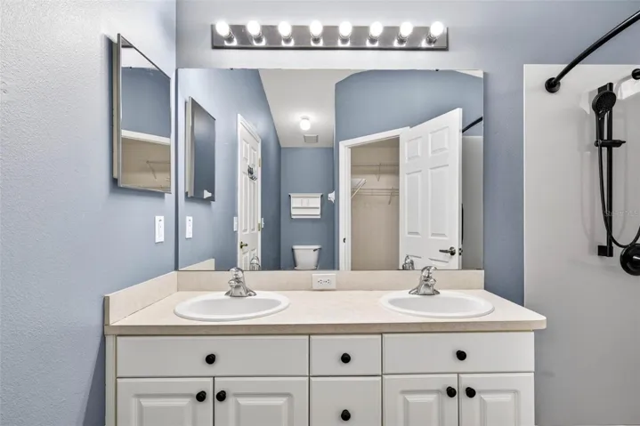 Primary bath