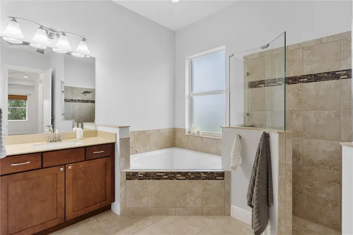 Oversized soaking tub