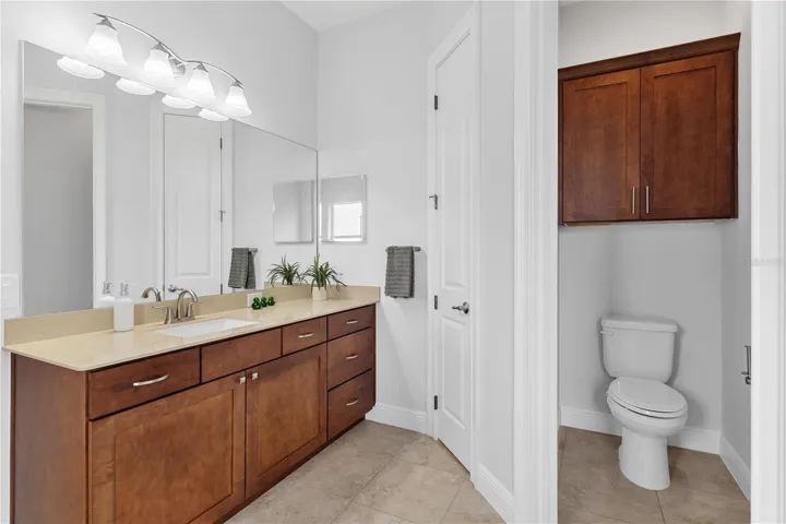 Dual raised vanity