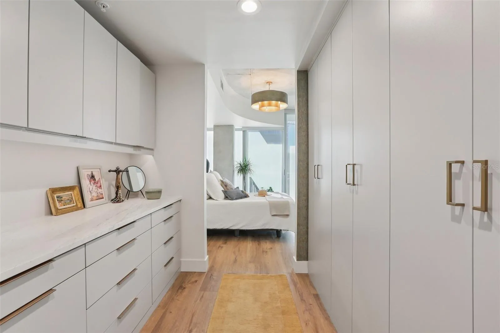 Dressing hall