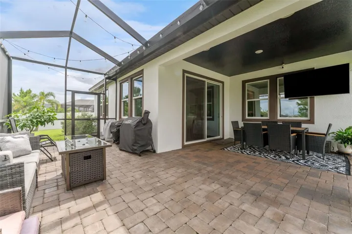 Extended Screend In Lanai