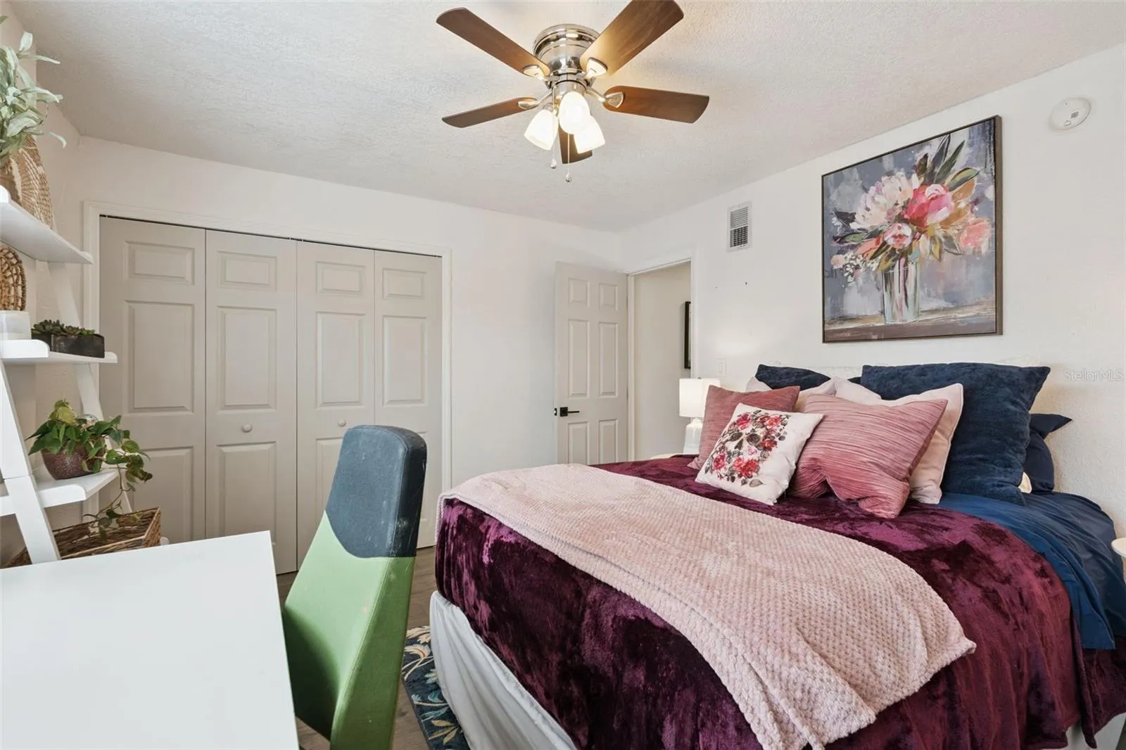 2nd Bedroom