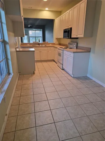 Kitchen with eating area