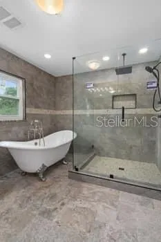 primary shower and tub
